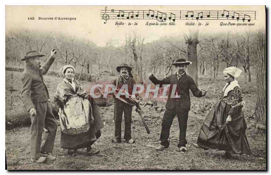 CPA Folklore Bourree d'Auvergne