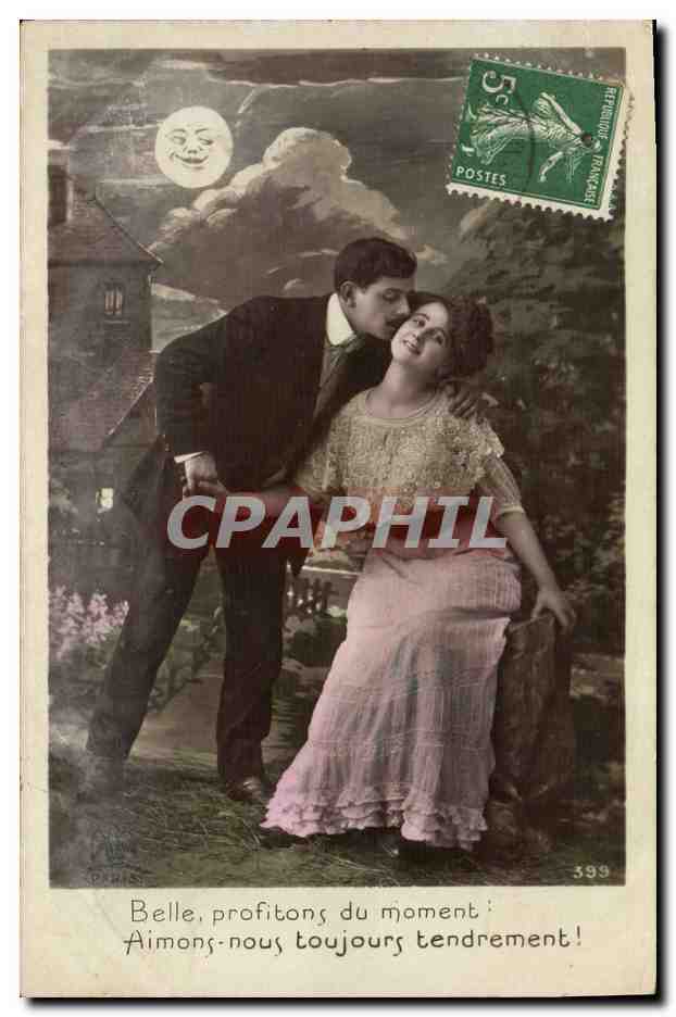 CPA Fantaisie Femme Lune