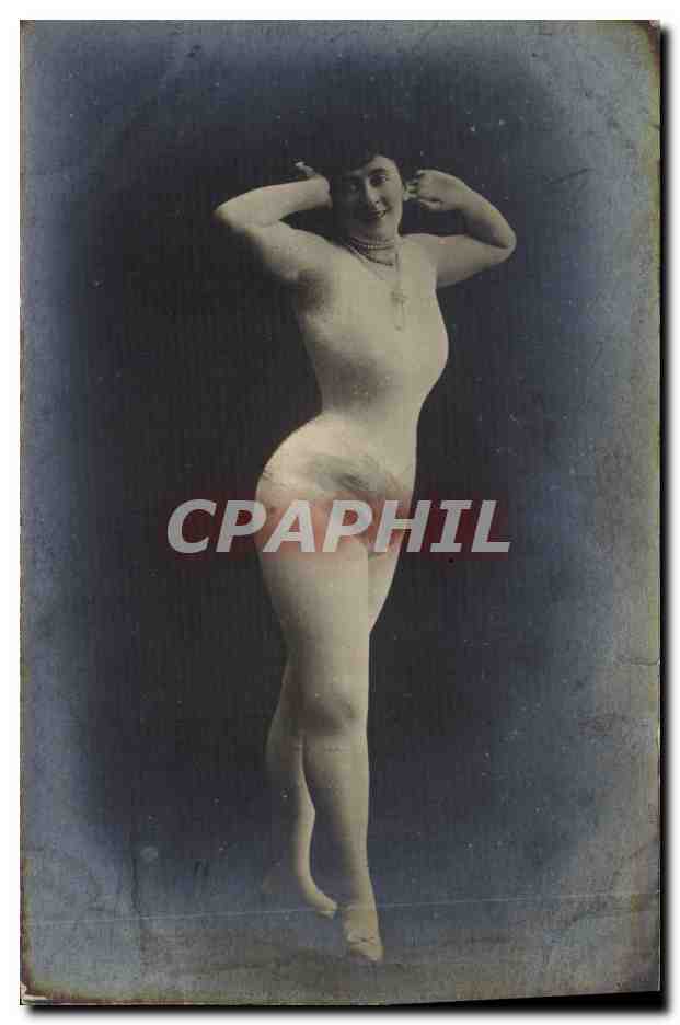 Danseuse nue — pose dynamique — éditeur inconnu