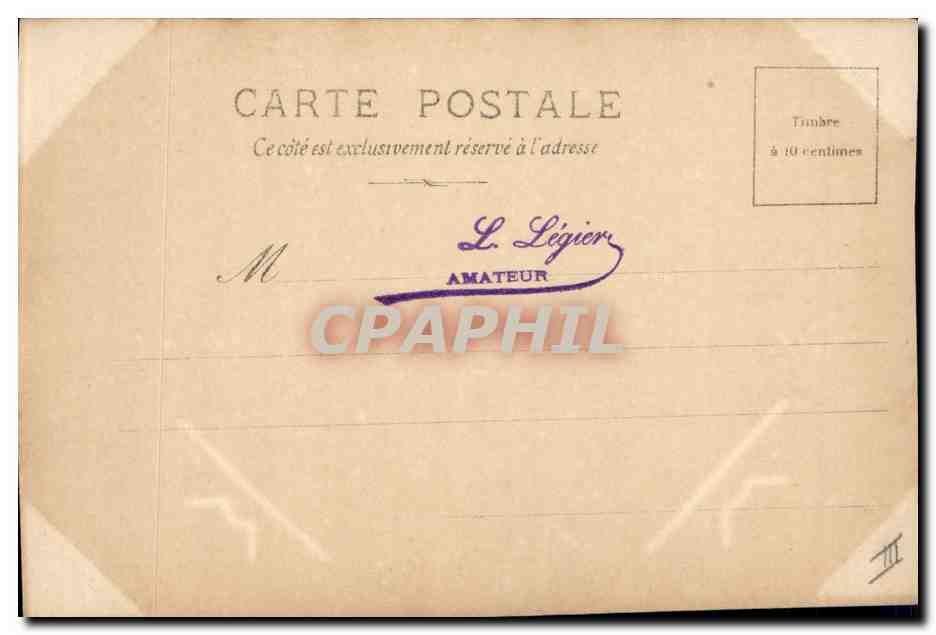 Jeune femme souriante — portrait — Pichat, éditeur, série S.I.P. 5058, n°3 — Reverso