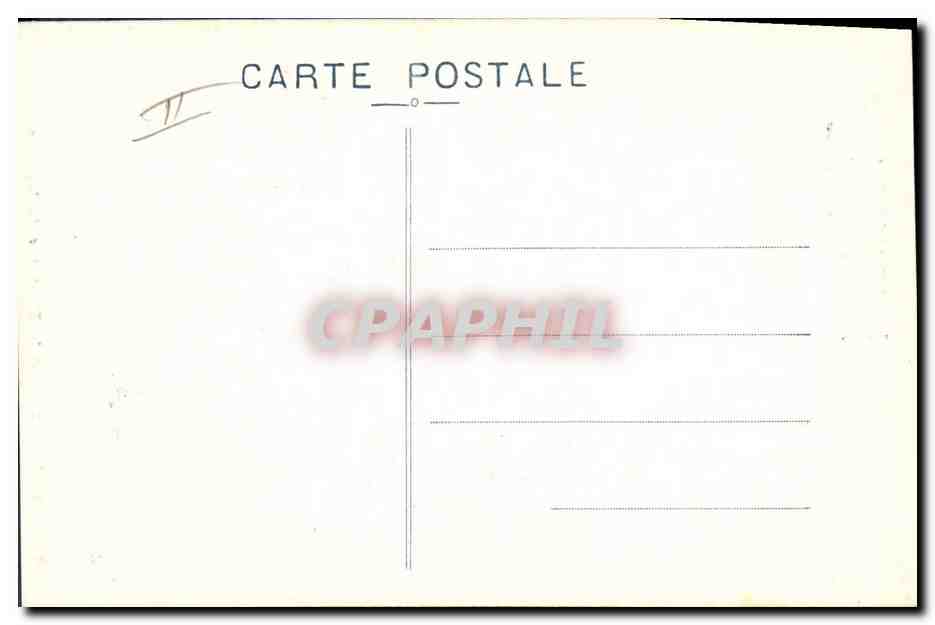 CPA Folklore En Auvergne A la fontaine du village  — Verso