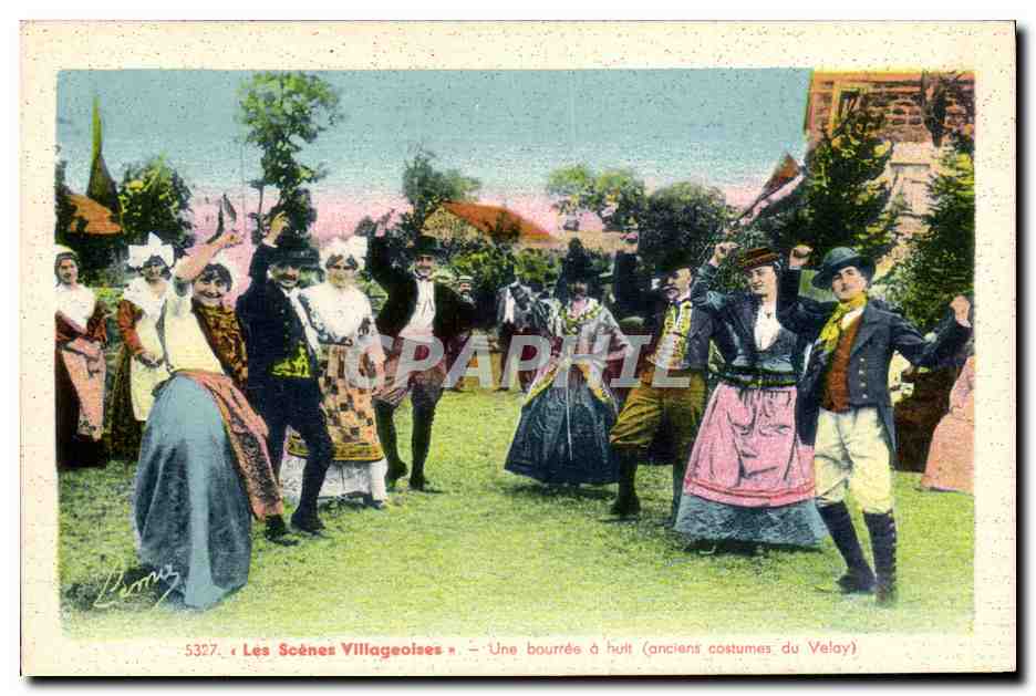 CPA Folklore Une bourree a huit Anciens costumes du Velay