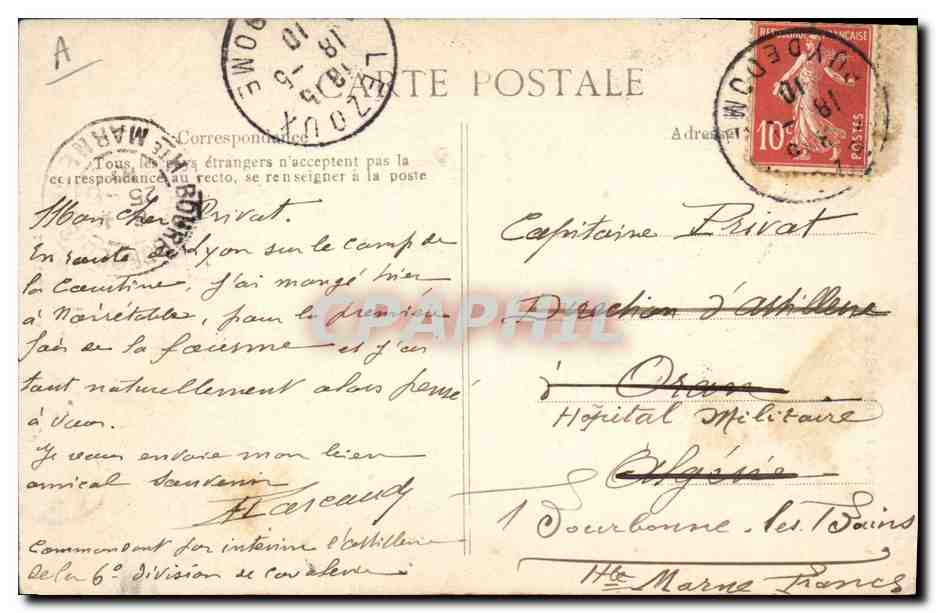 CPA Folklore Auvergne Deux Auvergnates — Verso