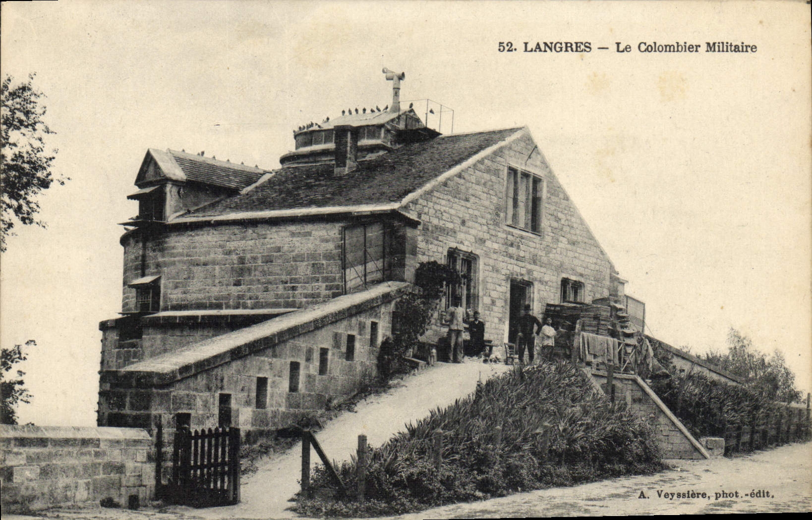 Langres — Le Colombier Militaire — A. Veyssière, phot.-édit.