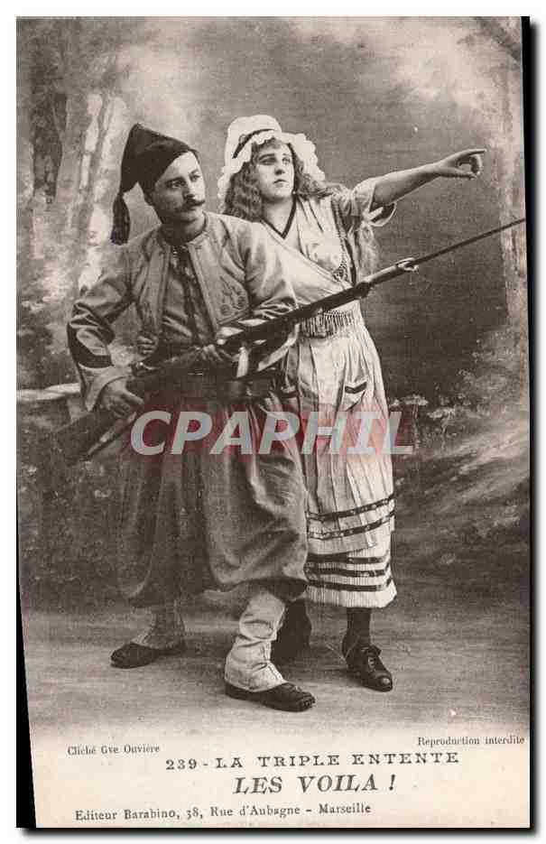 CPA Militaria La triple ententen Les voila ! Zouave