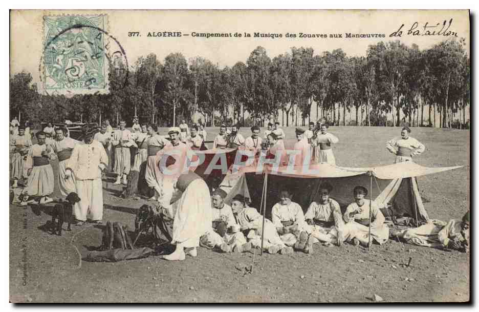 CPA Militaria Algerie Campement de la musique des Zouaves aux manoeuvres