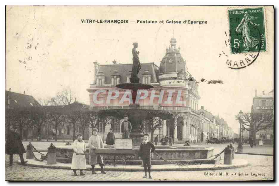 CPA Banque Vitry le Francois Fontaine et Caisse d'Epargne 