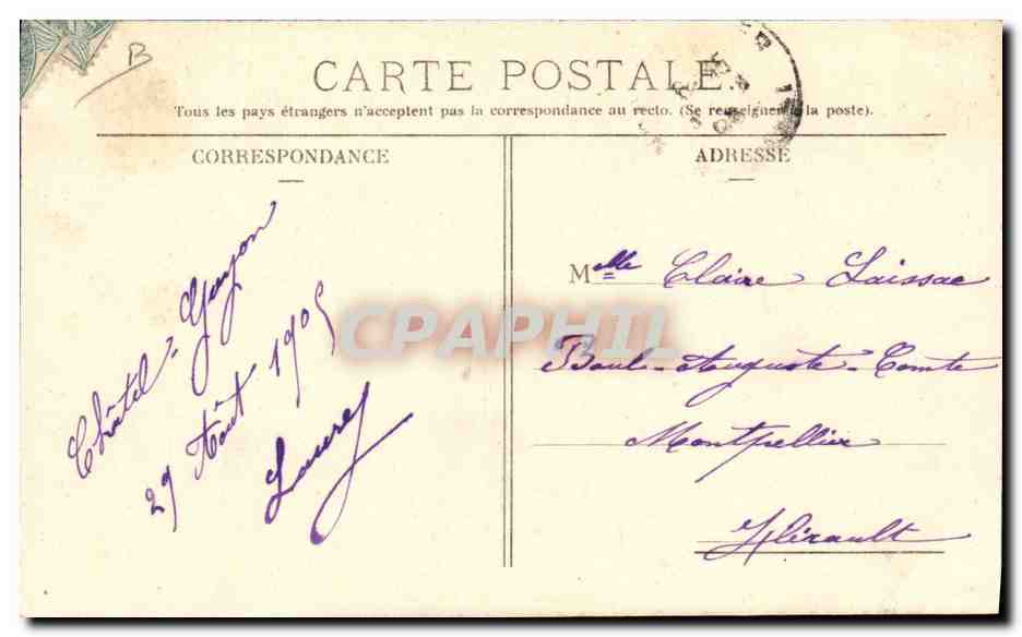 CPA Folklore Jeune Auvergnate — Verso