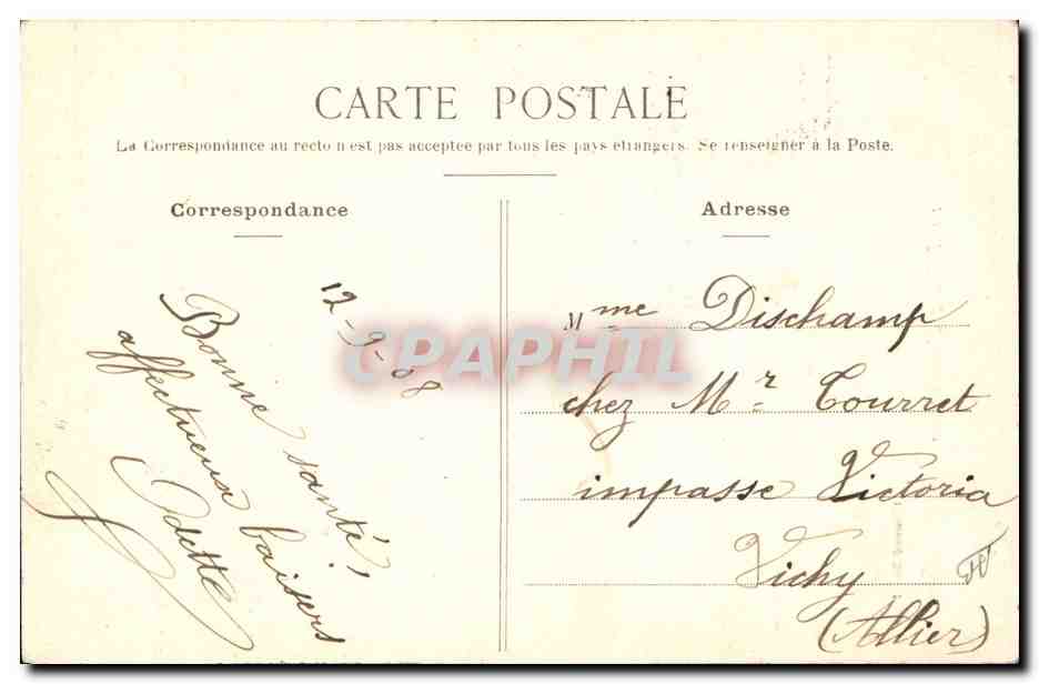 CPA Folklore Fileuse d'Auvergne  — Verso