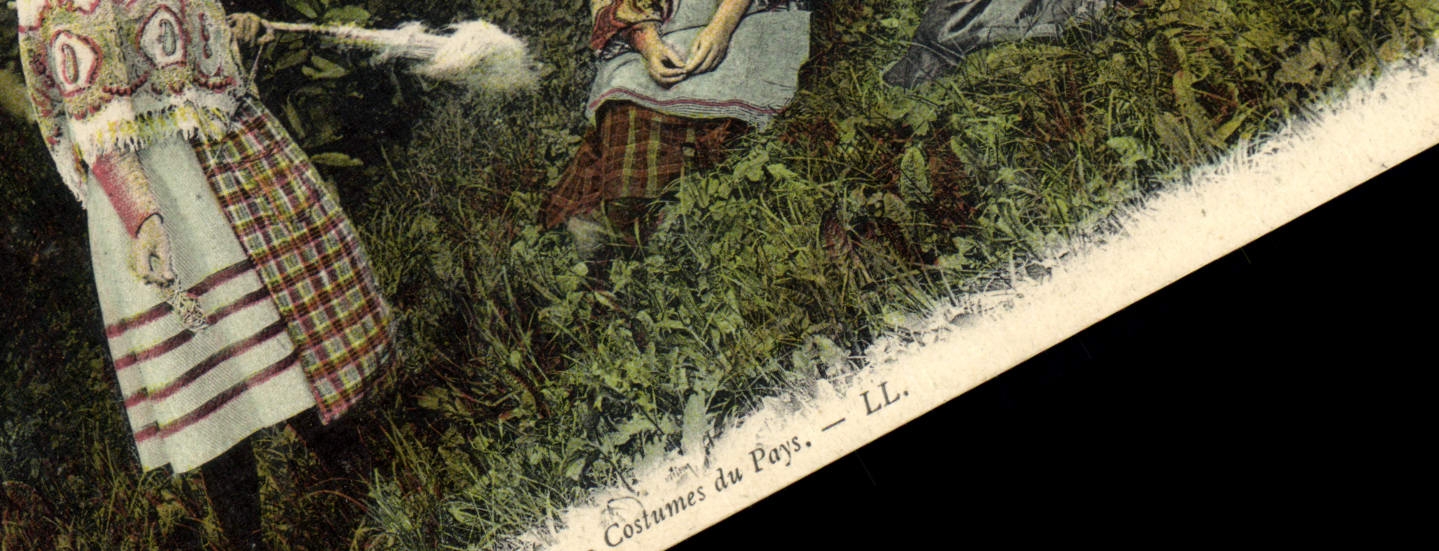 CPA Folklore Auvergne Costumes du pays