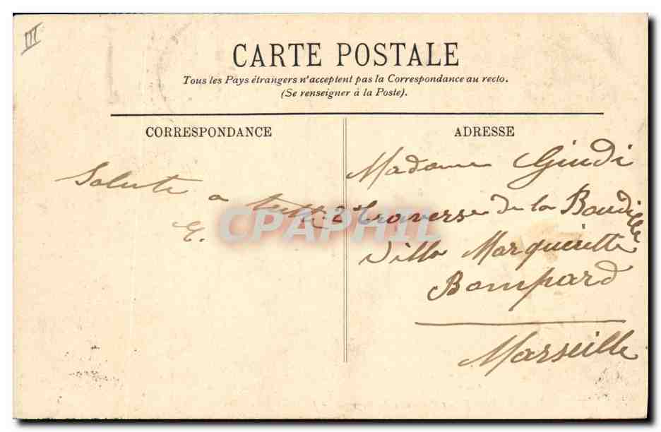 CPA Folklore Auvergne Costumes du pays — Verso