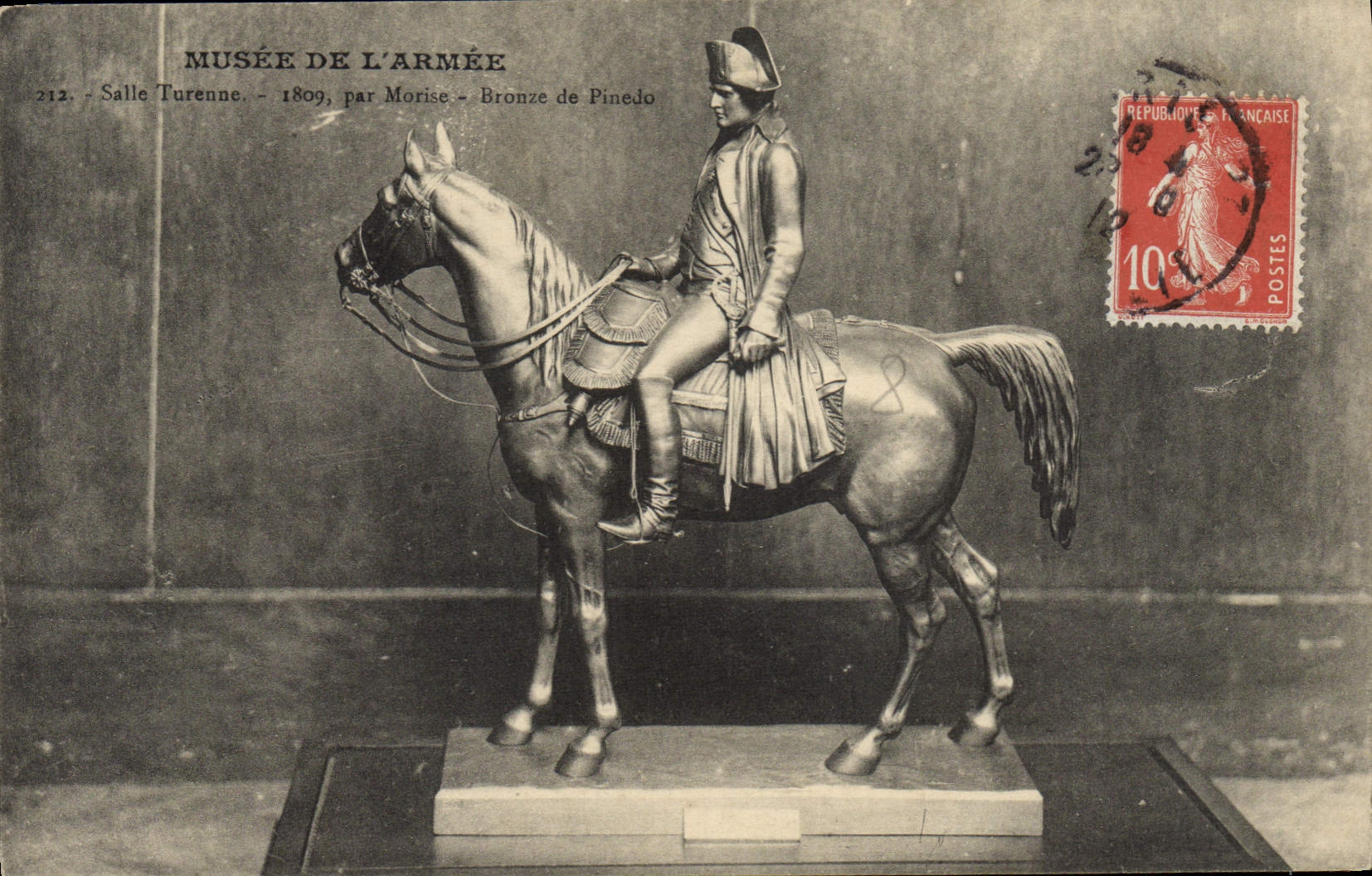 CPA Napoleon 1er Paris Musee de l'armee Salle Turenne 1809 par Morise Bronze de Pinedo