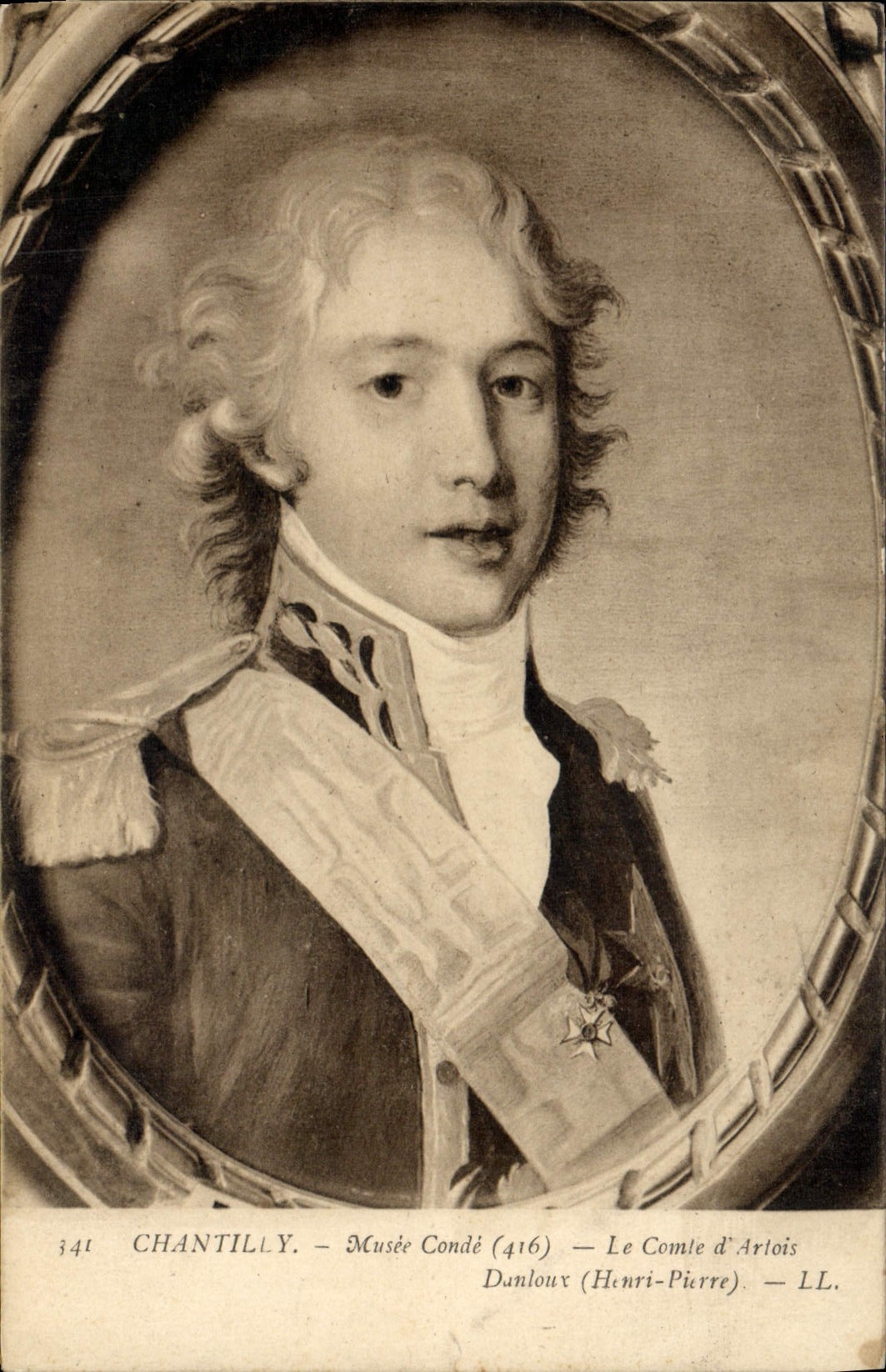 CPA Chantilly Musee conde Le comte d'Artois Danloux 