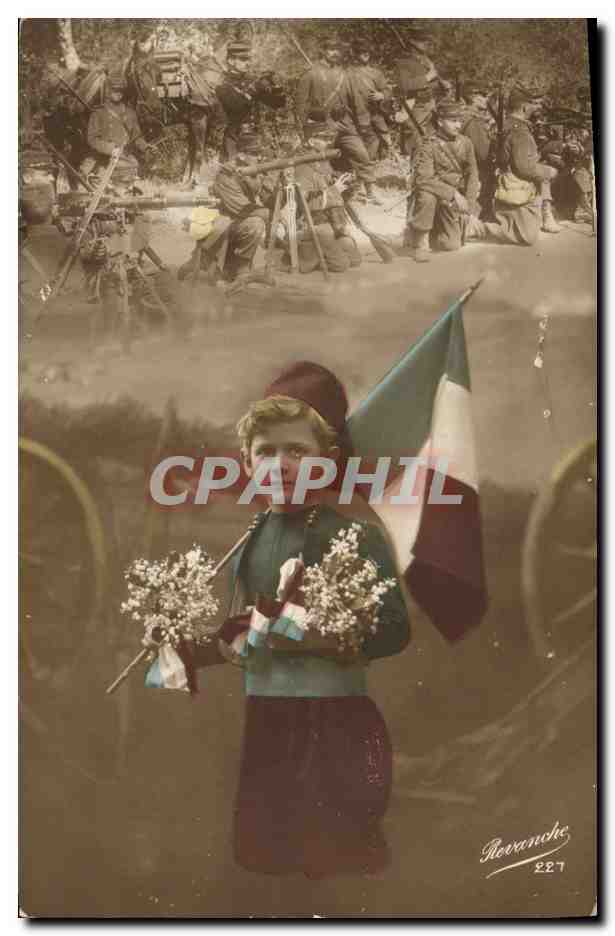 Enfant avec drapeau italien — soldats en arrière-plan — Revanche 227