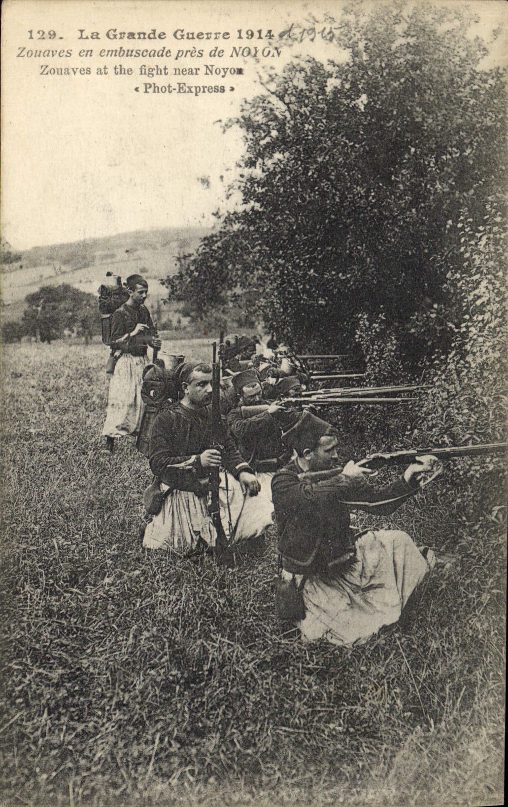 Zouaves in agguato vicino a NOYON — La Grande Guerra 1914 — Phot-Express