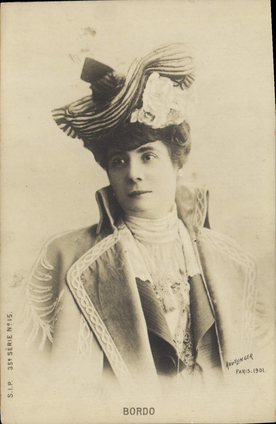 Portrait d'une femme — BORDO — S.I.P. 35e Série N°15, photographe REUTLINGER, Paris 1901