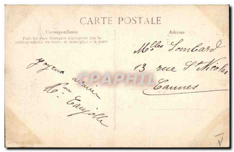 CPA Folklore Auvergne Deux jeunes paysannes Auvergnates  — Verso