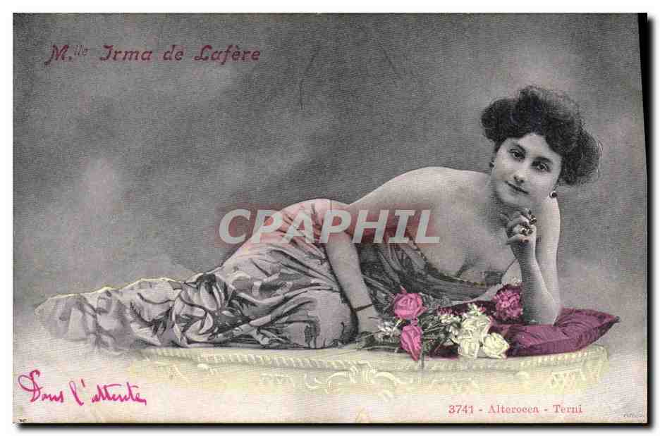 Mme Irma de Lafere — Dans l'attente — Alteroeca - Terni, n°3741