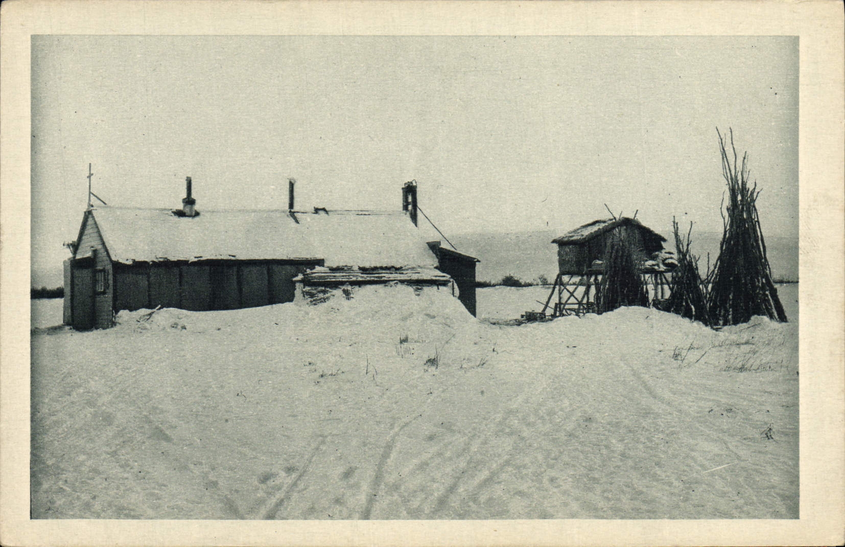 CPA Polaire Amerique du Nord Mission de ND de Lourdes Mary's Igloo La derniere mission catholique avant le Pole Nord