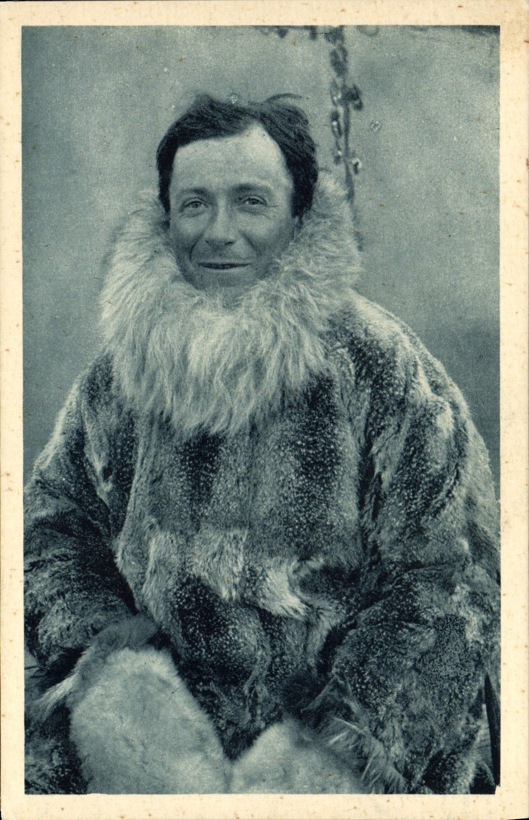 CPA Polaire Amerique du Nord Le Cure du Pole Nord Mission de Mary's igloo Cercle Arctique Alaska
