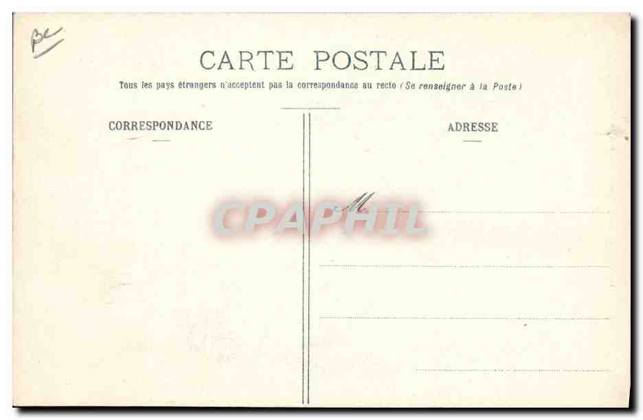 CPA Folklore Auvergne En croupe Cheval — Verso
