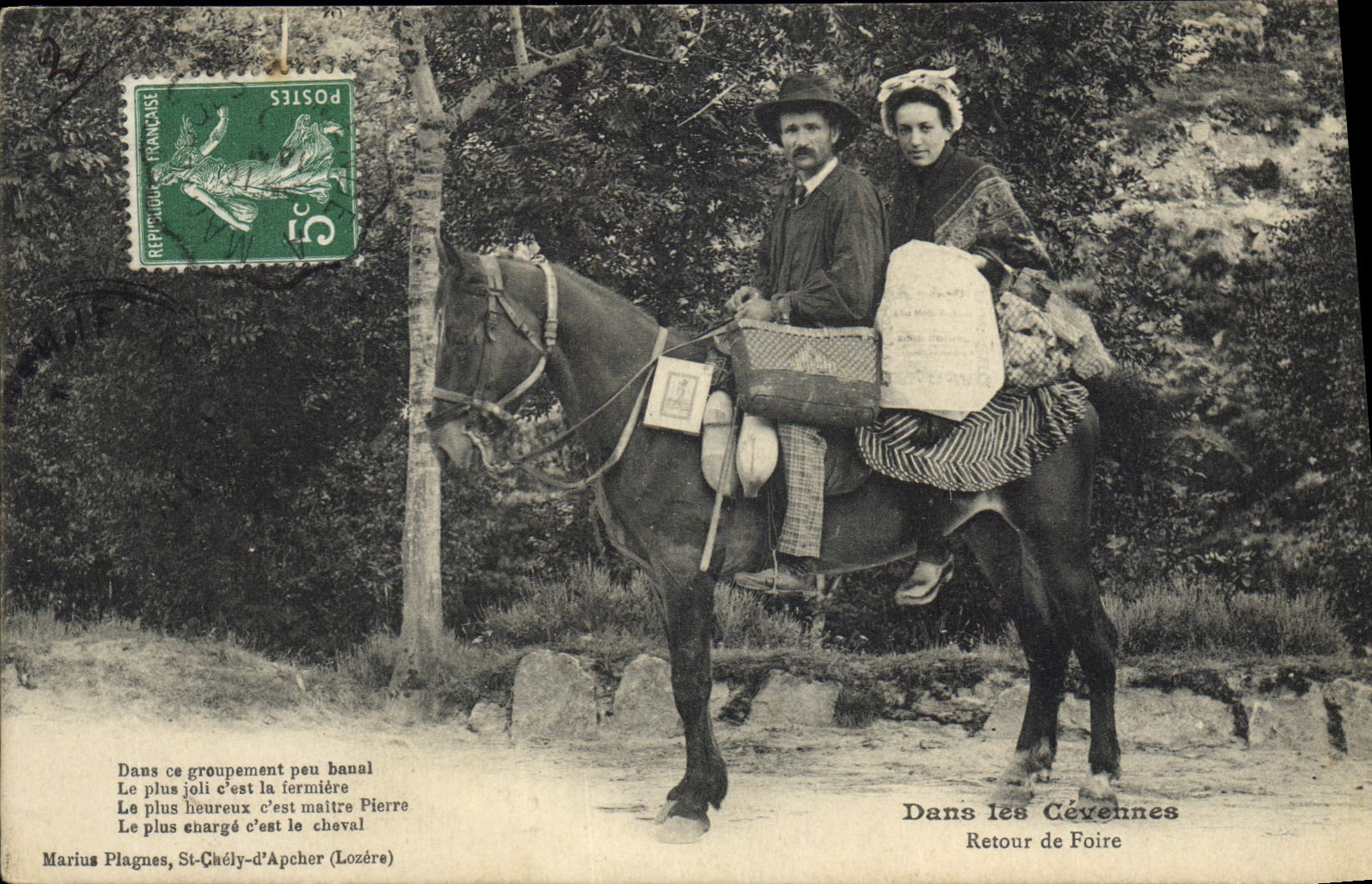 CPA Folklore Cevennes Retour de foire Cheval