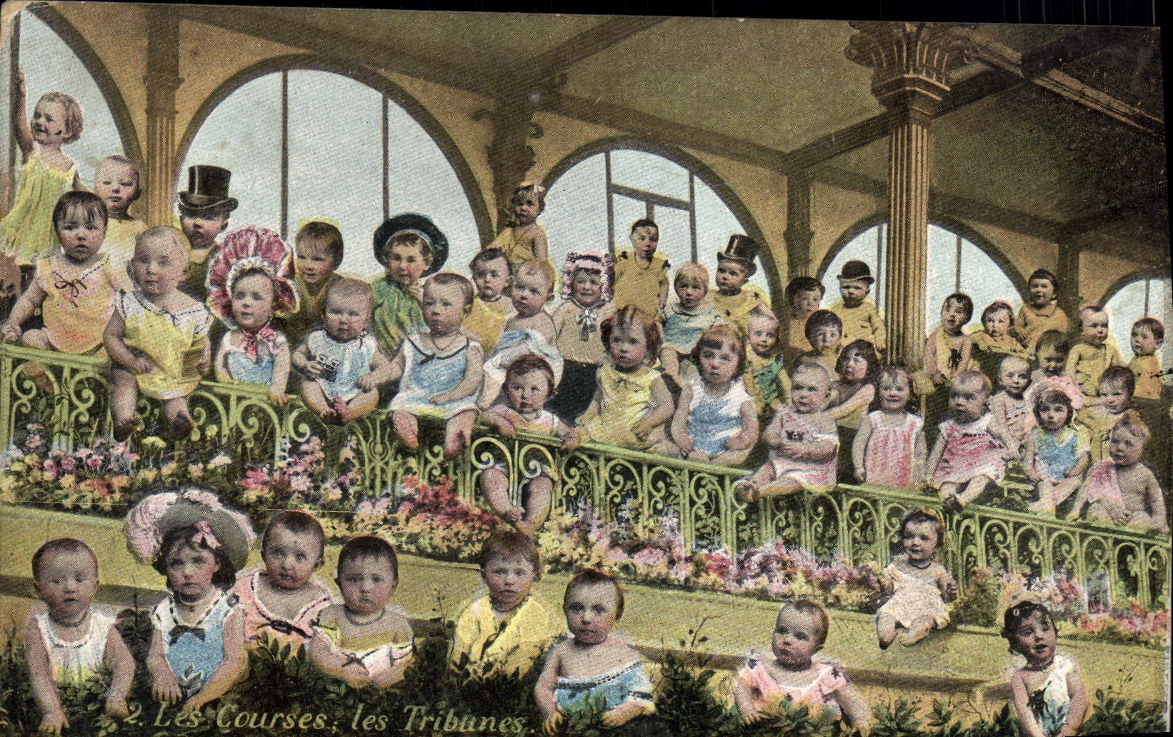 CPA Fantaisie Enfants Bebes Les courses Les tribunes