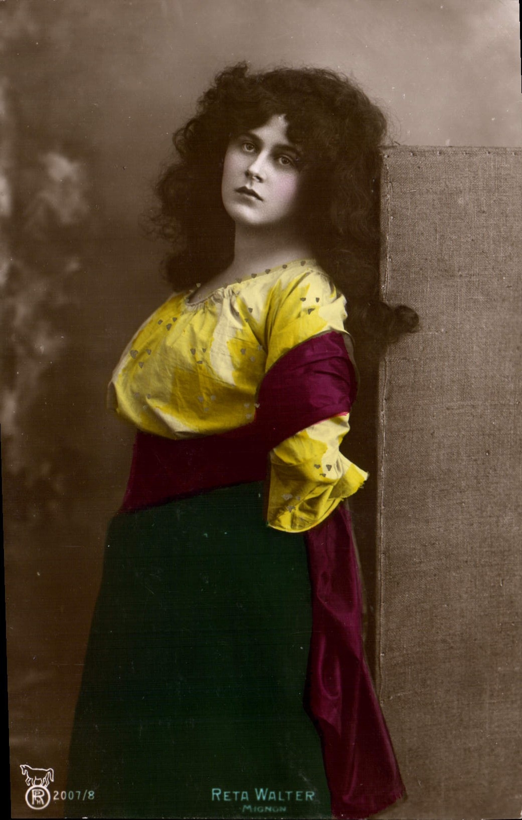 Reta Walter — Portrait — Mignon, série 2007/8
