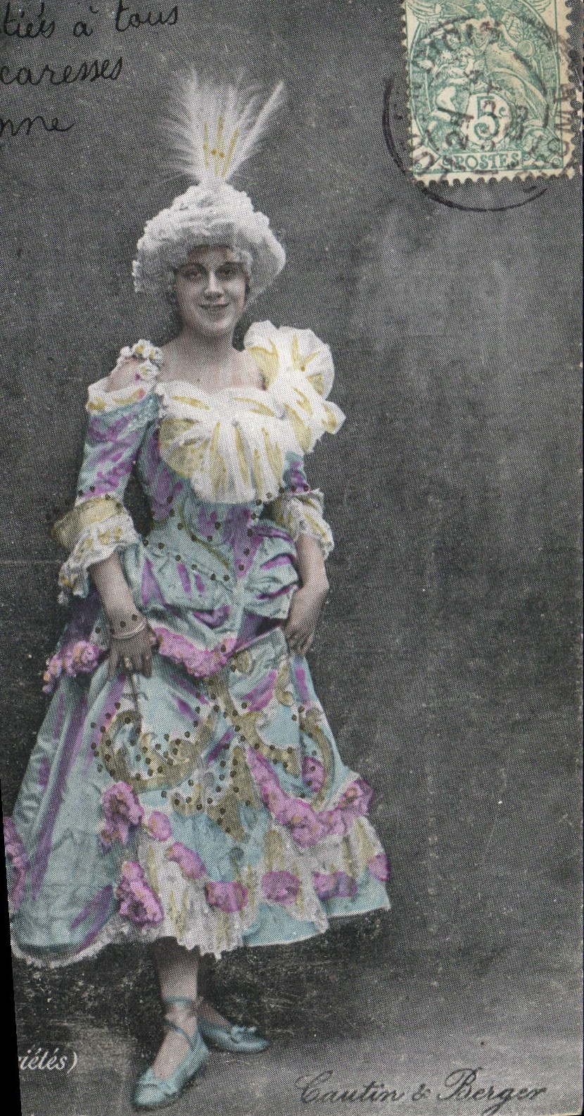Femme en costume de scène — Cautin & Berger — n° de série non lisible