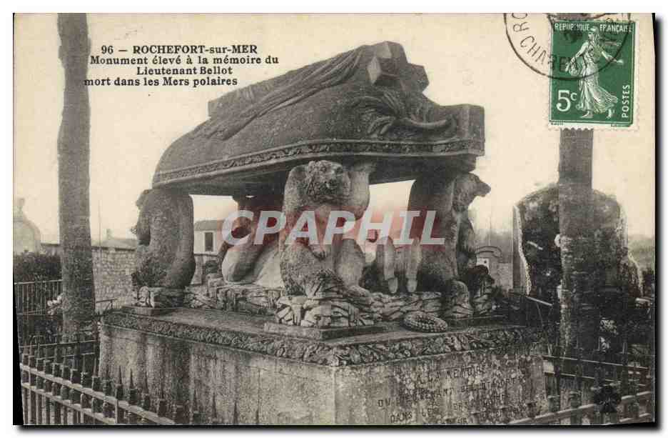 CPA Polaire Rochefort sur Mer Monument eleve a la memoire du Lieutenant Bellot mort dans les meres polaires Ours 