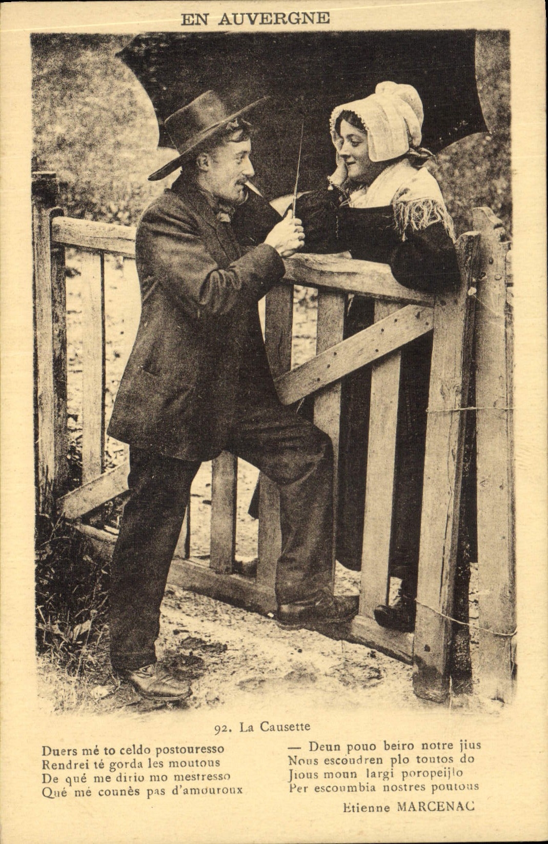 CPA Folklore Auvergne Causette
