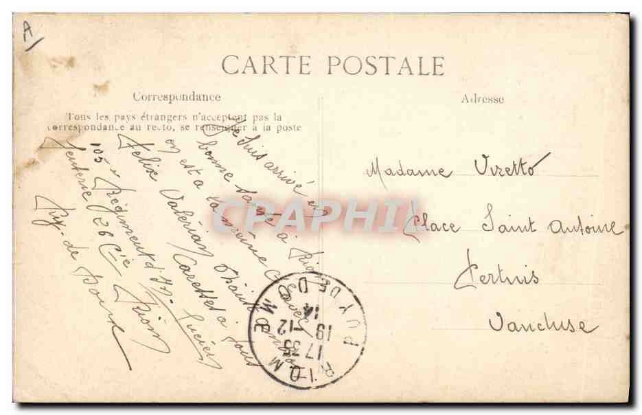 CPA Folklore Auvergne Idylle au seuil du logis — Verso