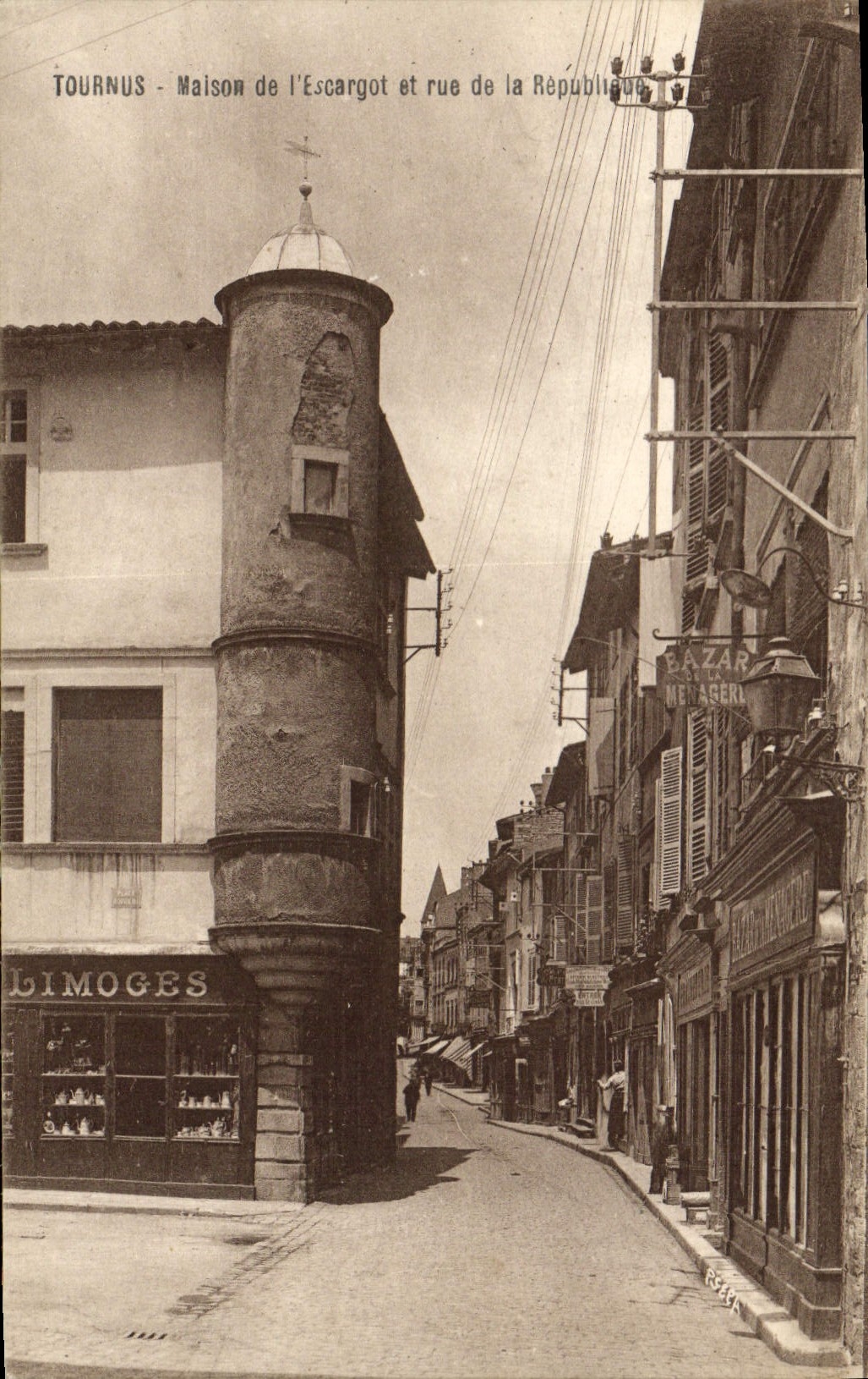 CPA Escargot Tournus Maison de l'escargot et rue de la Republique