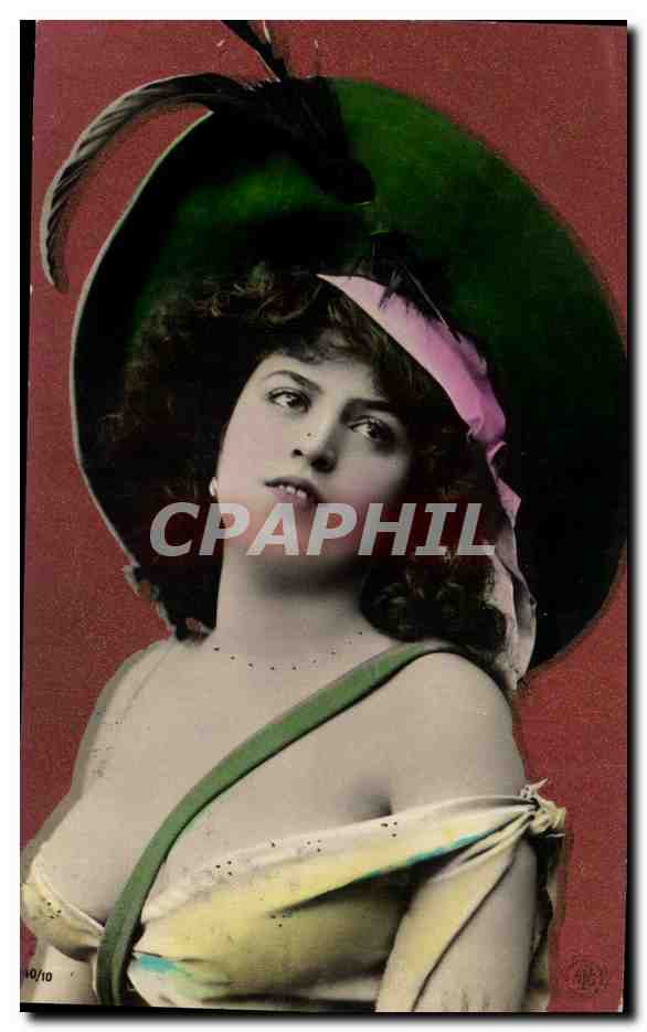 Jeune femme en chapeau vert — 10/10 — CPAPHIL