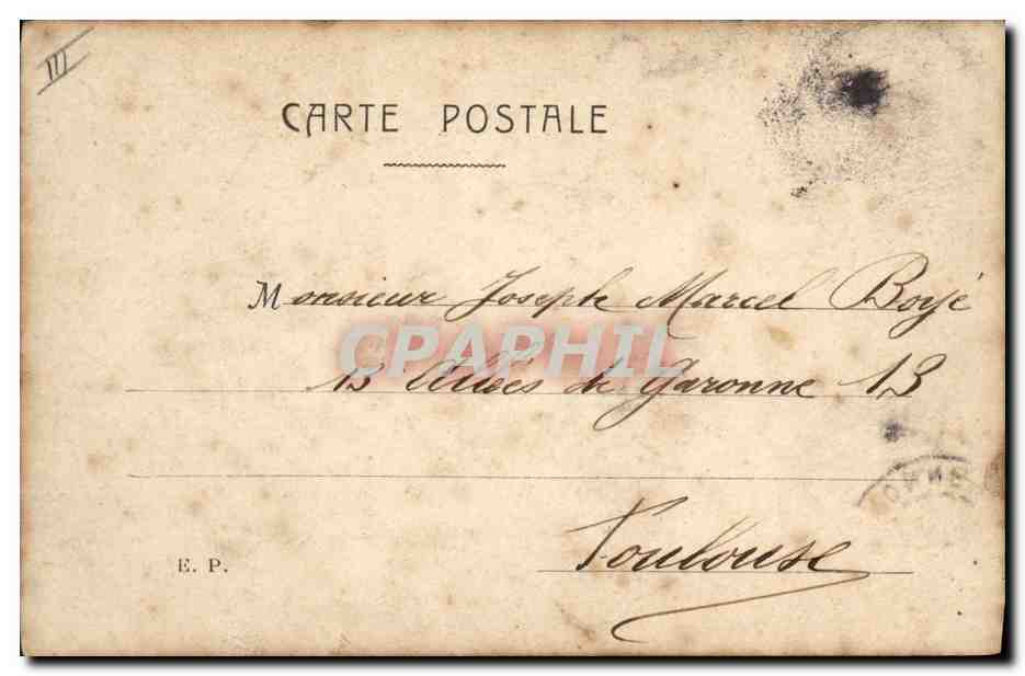 Femme en robe ornée — scène théâtrale — éditeur inconnu — Verso