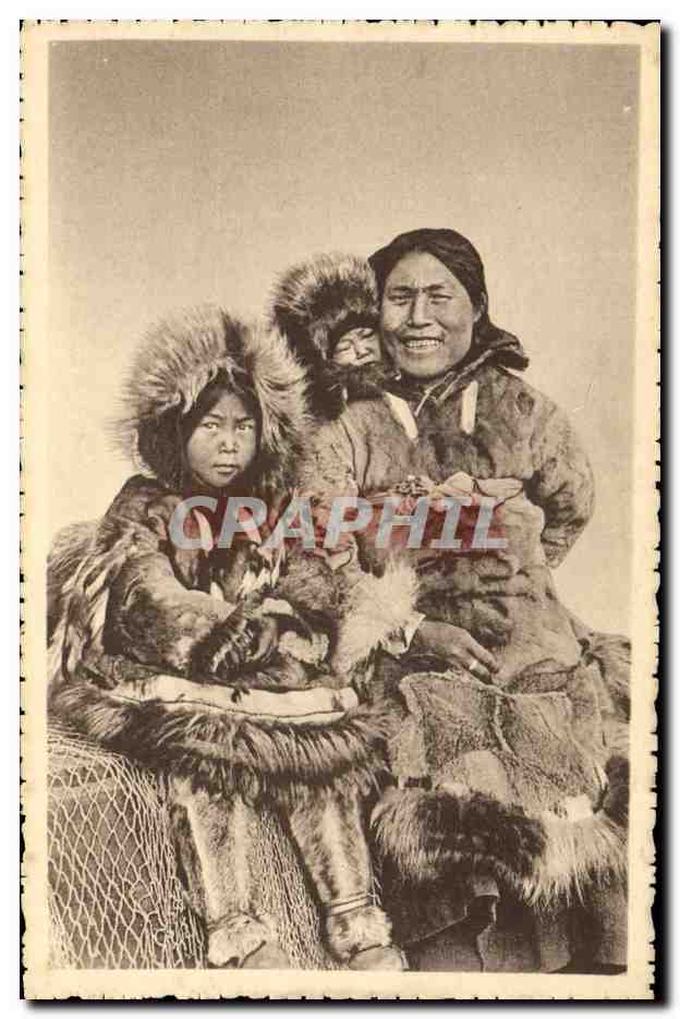 CPA Polaire Alasak Une chretienne de l'Ocean Arctique et ses deux enfants
