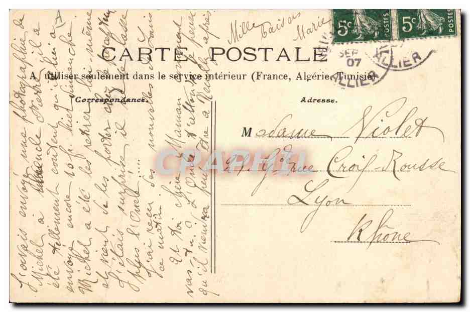 CPA Folklore Couple Bourbonnais se rendant a l'eglise — Verso