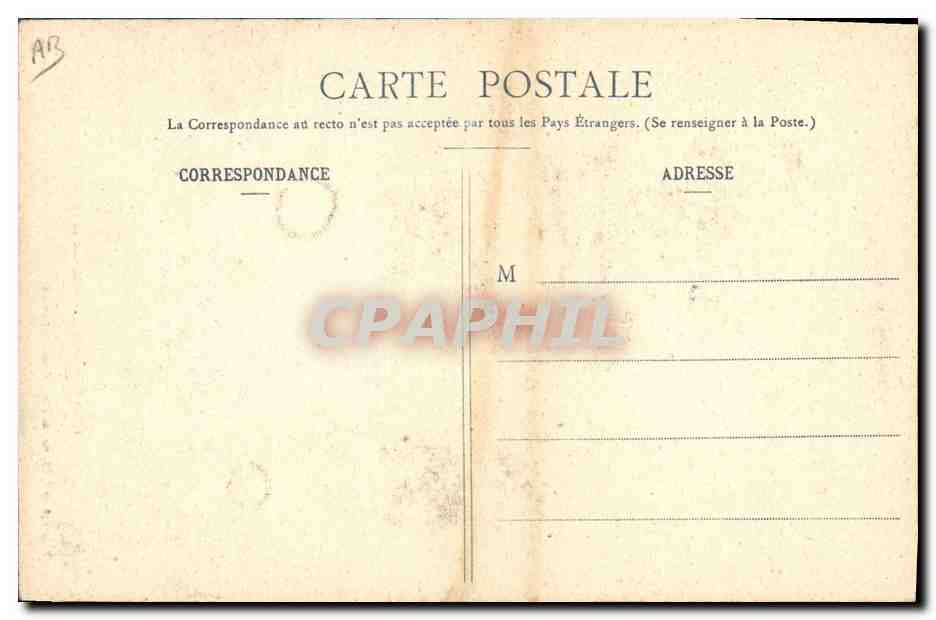 CPA Folklore Auvergne Costume de Latour — Verso