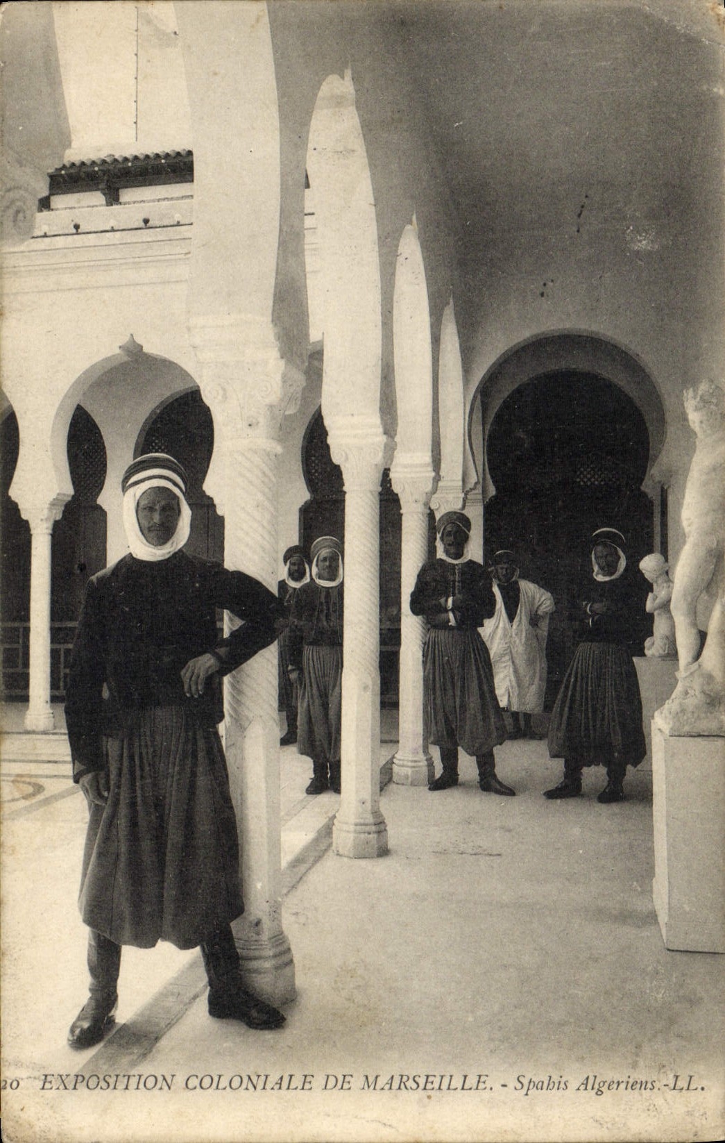 Exposition Coloniale de Marseille — Spabis Algeriens — LL
