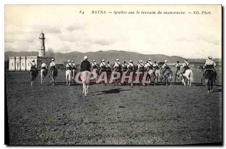 Batna — Spahis sur le terrain de manœuvre — ND. Phot.