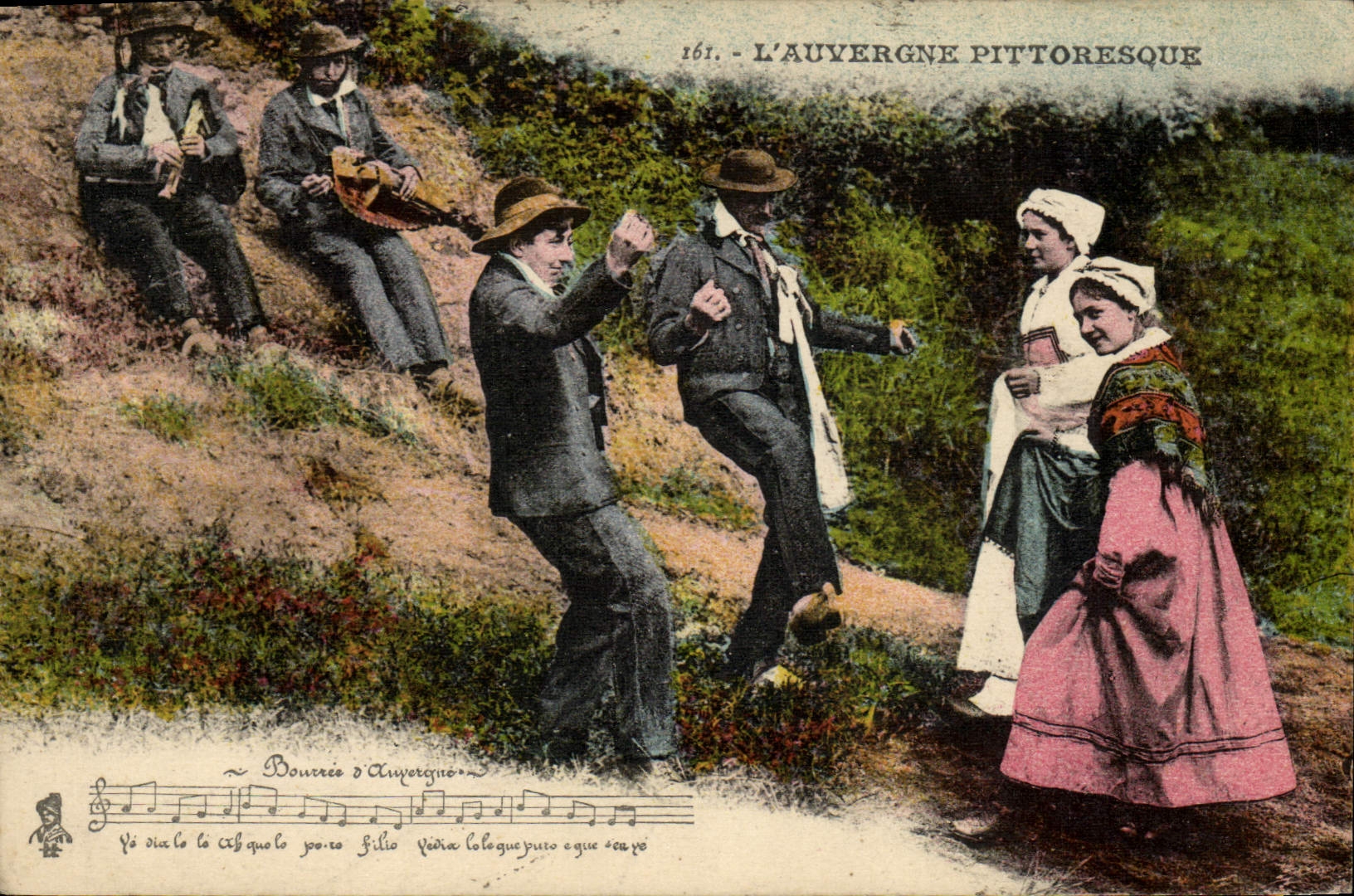 CPA Folklore Auvergne Bourree