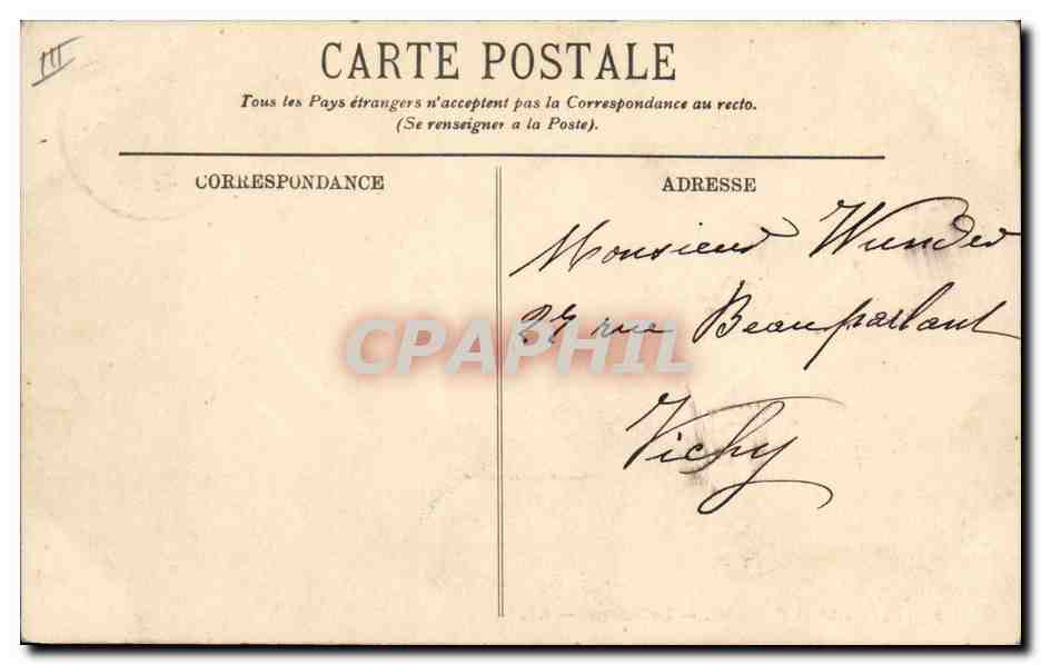 CPA Folklore Auvergne La bourree — Verso