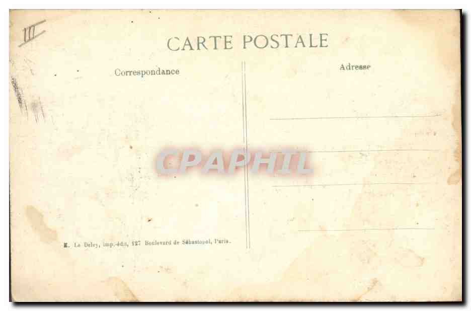 CPA Militaria Spahis Marocains dans une ferme — Verso
