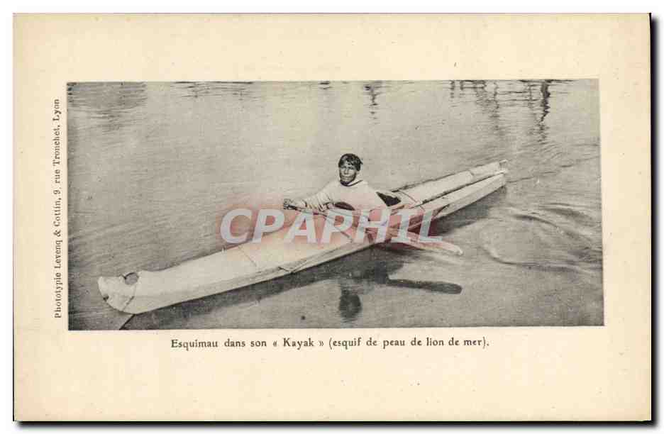 Esquimau dans son « Kayak » (esquif de peau de lion de mer) — Phototypie Lévenq & Cottin, 9, rue Trenchelet, Lyon