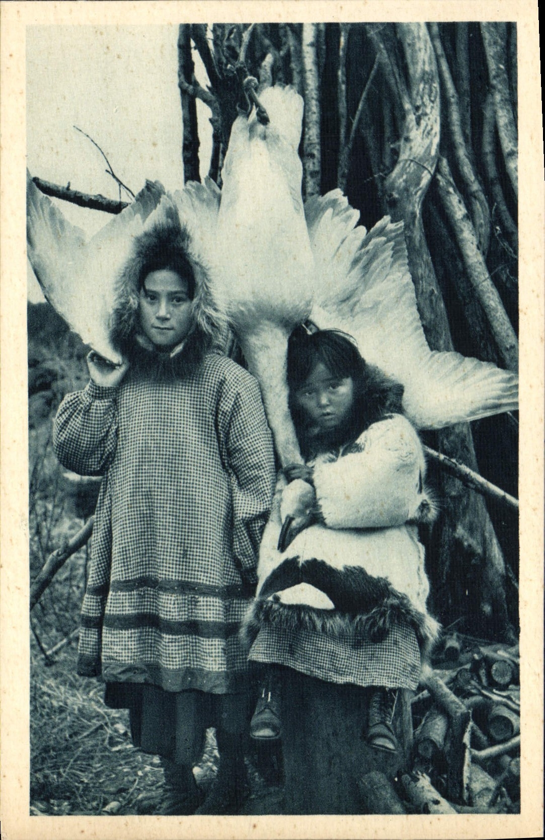 CPA Polaire Tableau vivant chez les Esquimaux Cercle Arctique Alaska
