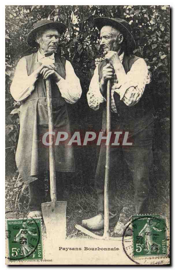CPA Folklore Auvergne Paysans Bourbonnais