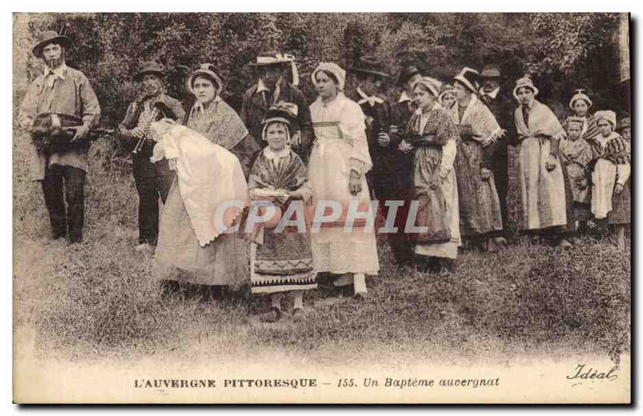 CPA Folklore Auvergne Un bapteme Auvergnat