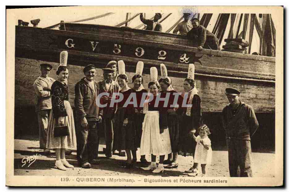 Quiberon (Morbihan) — Bigoudènes et Pêcheurs sardiniers — Gaby