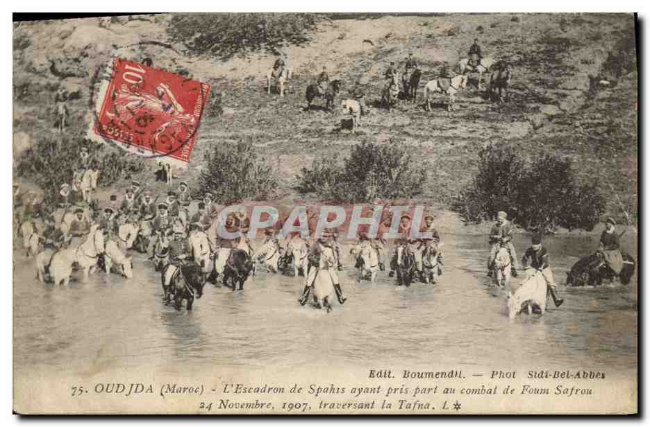 Oudjda (Maroc) - L'Escadron de Spahis ayant pris part au combat de Foum Safrou - 24 Novembre 1907 — Edit. Boumendil — Phot. Sidi-Bel-Abbes