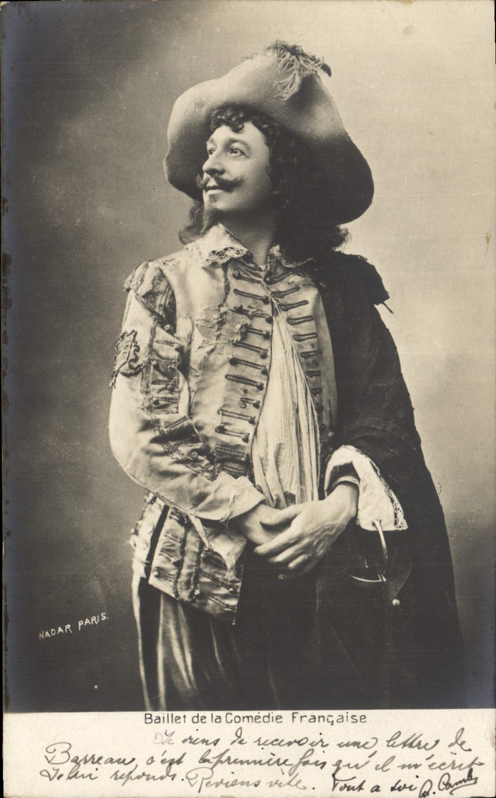 Barréau — comédien de la Comédie Française — photographié par Nadar